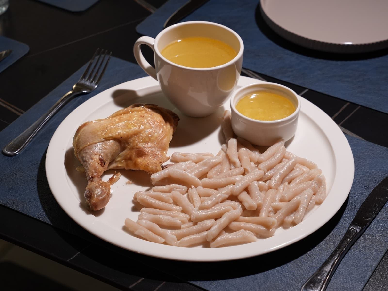 Kotam Galnash (Chicken Galushki)